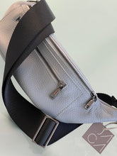 Load image into Gallery viewer, Men’s Crossbody Leather Fanny Pack – Gun Black Edition