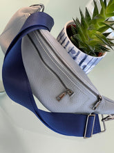 Load image into Gallery viewer, Men’s Crossbody Leather Fanny Pack – Gun Black Edition