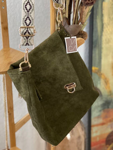 MÏLA Leather Handbag